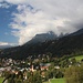 Mühlau, dunkle Wolken überm Karwendel