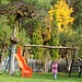 und unten wartet ein toller Spielplatz