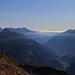 Aussicht von Söu unterhalb des gleichnamigen Übergangs auf das Valle Leventina.