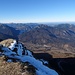 Mit lohnenswerter Aussicht auf die östlichen und deutlich niedrigeren Ammergauer Alpen