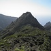 Abstieg zum Fuß des Roque Blanco, der Aufstieg erfolgt dann von links