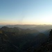 Tag 16, morgens um halb sechs. Ich breche früh auf, denn ich habe nach Liechtenstein 30 Kilometer und 3100 Höhenmeter Abstieg vor mir.