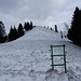 weglos (bis 1954 auf der LK eingezeichnet) hinunter zu diesem alten Durchlass zur Kobelhütte ...