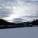 Nach dem Abstieg am Walchensee: er ist immer wieder anders: schön. Schnee, Wasser, Wolken...