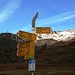 Der Wanderweg zur Sidelenhütte ist rot-weiss markiert. Ab hier beginnt auch der Nepali Highway