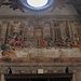 Sulla parete meridionale si trova questa Ultima Cena ispirata al modello leonardesco e risalente al tardo cinquecento.
