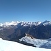 am Gipfel mit Blick nach SO mit dem Pic de Maunermé (2880m) im Hintergrund Bildmitte