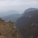 Panorami scendendo lungo la ferrovia