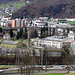 Auch ein Denkmal: Industrieanlage, dahinter Park und Fabrikantenvillen