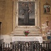 Sant'Antonio in una cornice di gesso di pregevole fattura. L'altare ha un notevole paliotto in scagliola della metà del settecento.