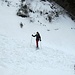 [u Esther58] überquert den Schneerutsch