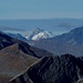Oberalpstock und der dunkle Gipfel des Scopi