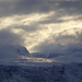 Dramatisches Licht auf der anderen Seite des Fjords