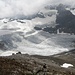 Hinunter zur Moräne, rechts vor dem Gletscher
