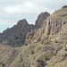 Beeindruckende Felsformationen am Südgrat des Roque de los Brezos