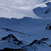 Madrisahorn (2826,1m): Gipfeltiefblick auf die Nordflanke mit meiner Aufstiegsspur.