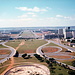 Brasília - Hauptachse, der "Pfeil"<br />Obwohl man es nicht meinen würde, ist die Stadt dank weiter Räume zwischen den Strassen recht velo- und fussgängerfreundlich