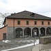 Museo del San Gottardo. L'edificio, costruito dal Cantone Ticino nel 1834 su progetto dell'ingegnere Domenico Fontana di Cureglia, costituiva la Vecchia Sosta delle diligenze.