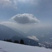 Le Mont Blanc est là, dans les nuages