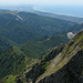 il monte Spallone e in basso la csa dei Pisani,visti dalla vetta del Sagro