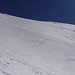 Ausfahrt Gipfelflanke von unten - logische Linie, Schnee ok