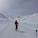 One-leg Jack - [U Delta] darf die letzten zwei Kilometer der Skitour auf einem Ski zurücklegen (Bindungsbruch...). (Foto: K.)