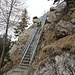 Stabile Eisentreppe auf den Gipfel