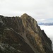 Die steil abfallende Ostwand des Gridone 2188m - unser nächstes Etappenziel (der Gipfel, nicht die Wand) :-)