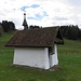 schmucke "Miniatur"-Kapelle auf Trogen ...