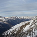 Die Berge am Arlberg erhalten die letzten Sonnenstrahlen