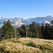 Im Abstieg direkt an der Kante via [p P.1491m] - der schönere Abstieg nach Alp Hinterfallen