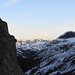 Die Berge am Arlberg leuchten bereits in den ersten Strahlen der Morgensonne