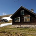 Hütte auf der Alp Sigel