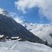 Blick über die noch nicht bestossene Alp Bleiki - Richtung Stollen zum Brisen