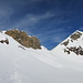 Querung über den Chlitaler Firn, gut zu sehen das Schneebrett vom Vortag.