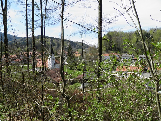 Blick auf  Marienstein, man könnte das auch für eine Mittelgebirgslandschaft halten