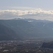schöner Blick auf Bolzano, dahinter die Dolomiten
