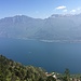 Schon beim Aufstieg gibt es immer wieder schöne Blicke über den Gardasee zum Monte Baldo-Massiv