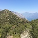 Der Gipfel kommt in Sichtweite, hier geht es zunächst einige Meter hinab in den Sattel Bocchetta Rocca