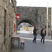Galway: Spanish Arch, eine Verzweigung der alten Stadtmauer, deren einzigen Reste hier zu sehen sind