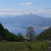 Bei Monti del Laghetto öffnet sich erstmals richtig der Blick über den Lago Maggiore.