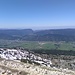 Blick vom Gipfel nach Westen in das sanfte Alpenvorland