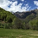 Il versante attraversato e il Pizzo del Ton dall'Alpe Pavù