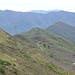 La discesa verso Croce di Orero e il Monte Panigaro.