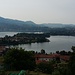Dal parcheggio si ha una bella vista sul Lago di Pusiano.