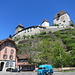 Blick hoch zum Schloss Burgdorf