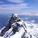 Der Gipfelgrat mit Tiefblick nach Italien (sorry fürs Handyfoto)