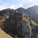 Rückblick vom Cima dei Torrioni hinauf zum Monte Generoso