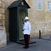 Valletta: Wache vor dem Grossmeisterpalast (maltesisch: Palazz tal-Gran Mastru).