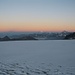 Die ersten Sonnenstrahlen erreichen den Mt. Blanc.